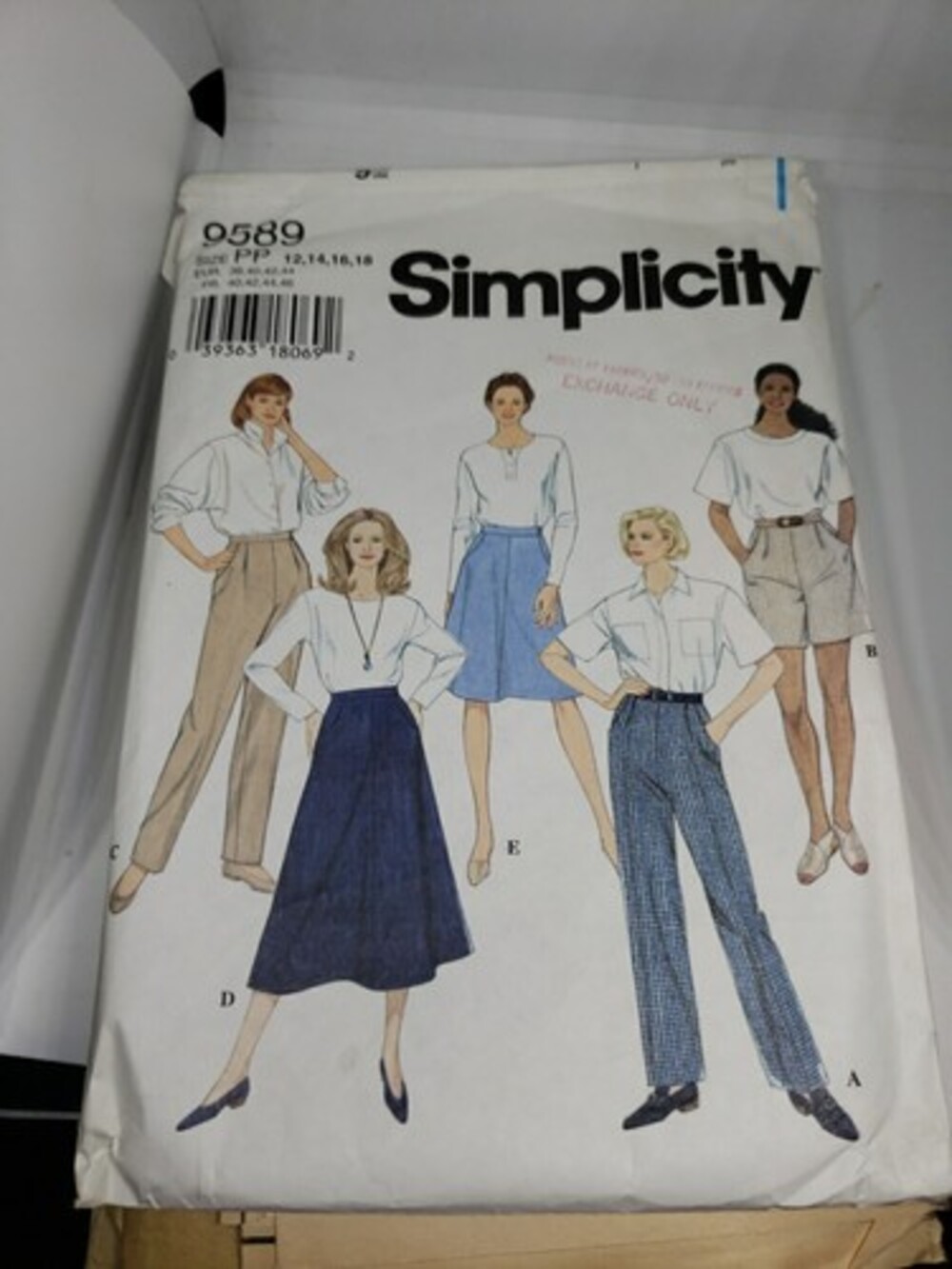 9589 Simplicity Pattern Misses Pants Skirt OOP Size PP 12 14 16 18